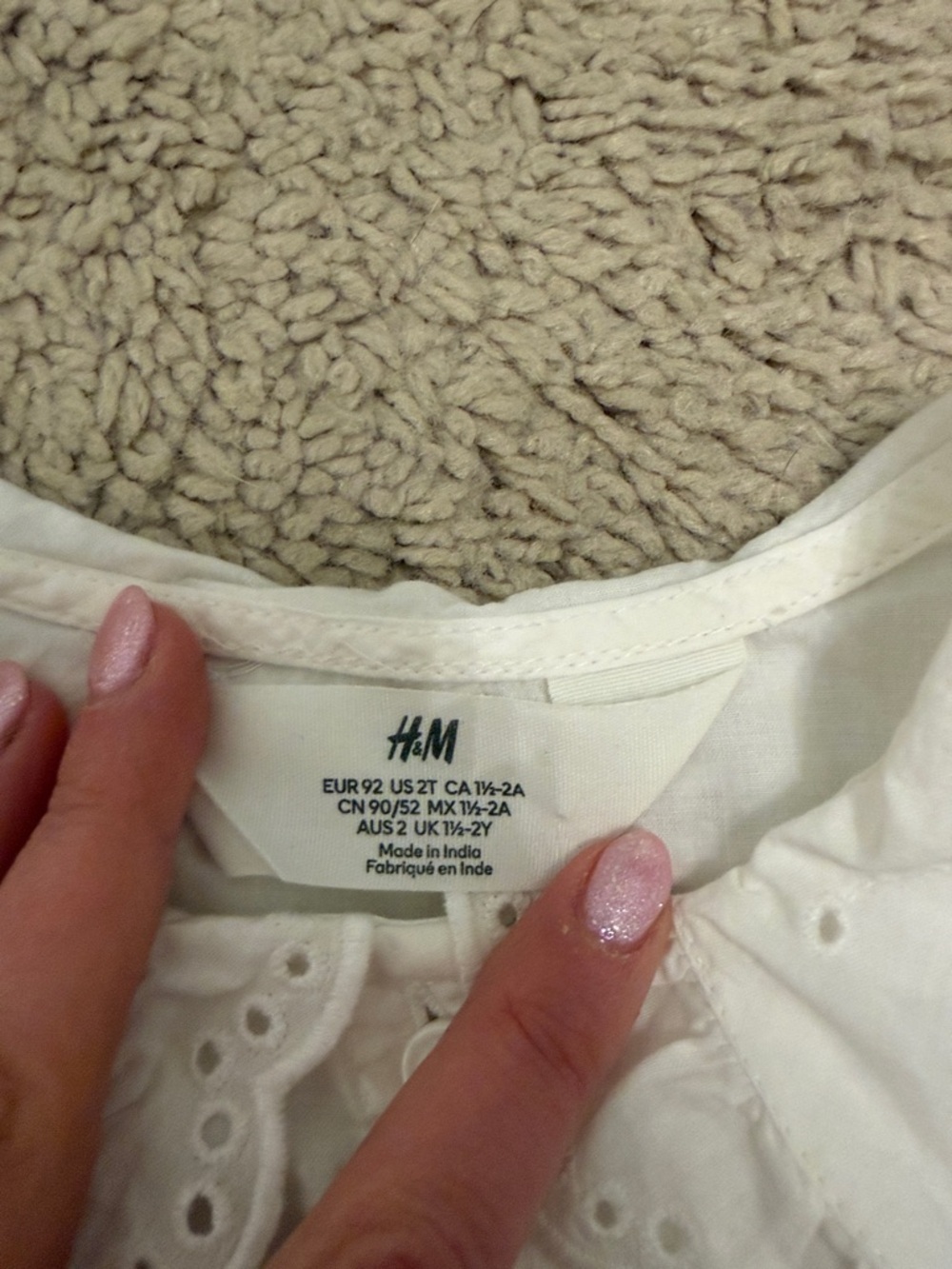 H&M White Eyelet Collar Button-Down Top - Picture 5 of 7